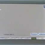 PANTALLA LED 15.6″ SLIM WUXGA FULL HD (CONECTOR DE 30 PINES) MICRO BORDES SIN SUJETADORES (INVERSOR DE 26 CMS).