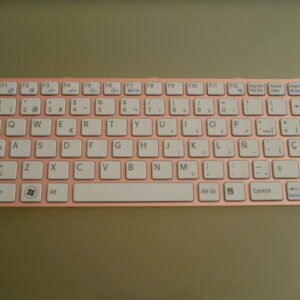 TECLADO SONY SVE11 BLANCO / ROSADO ESPAÑOL (C/MARCO)